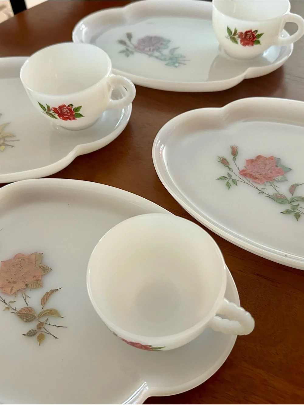 Vintage Federal Glass “Rosecrest” Milk Glass 8pc Snack Set Set